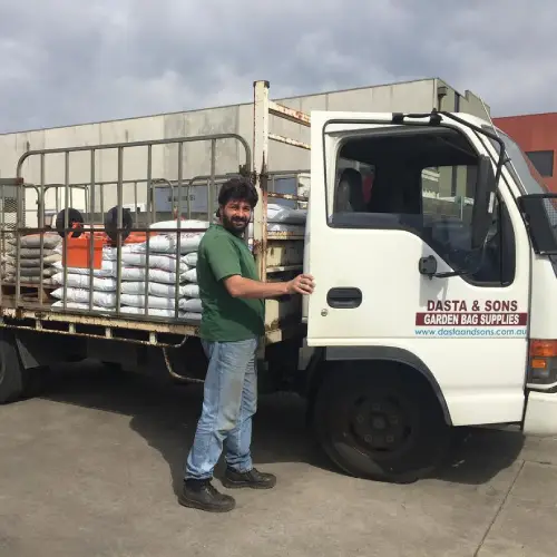 garden supplies delievery